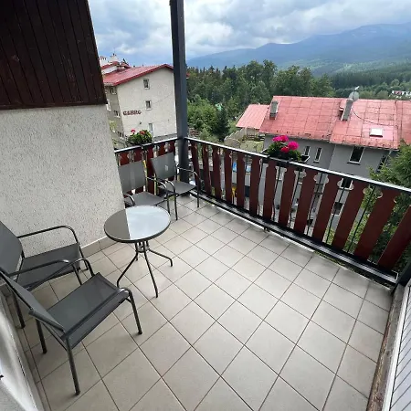 Willa Sonata - Apartamenty & Balia - Szklarska Poreba Bed & Breakfast