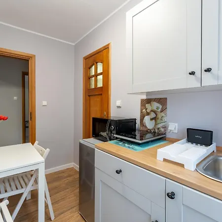 Bed & Breakfast Willa Sonata - Apartamenty & Balia - Szklarska Poreba 2*